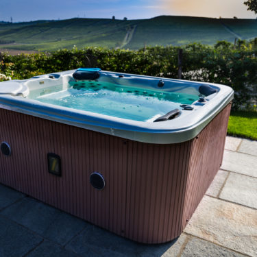 Hot,Tub,With,A,View,Of,Italian,Hills